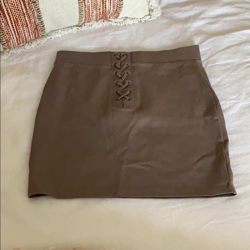 Brown pencil skirt